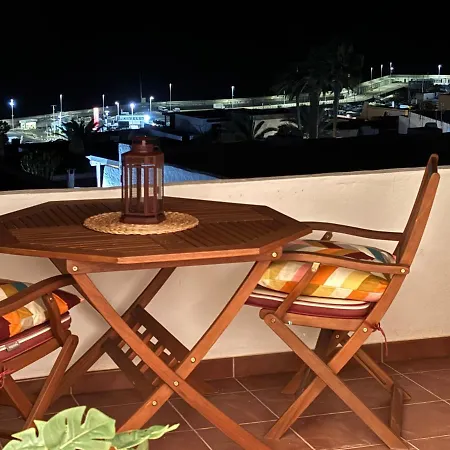 Chao Volcano Sea View, Pool, Ac * Puerto del Carmen (Lanzarote)