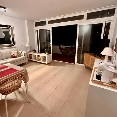 Appartement Chao Volcano Sea View, Pool, Ac Puerto del Carmen (Lanzarote)